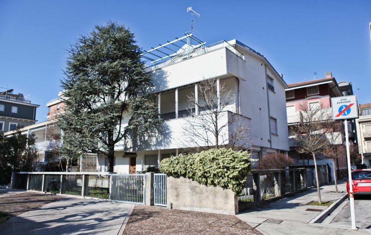 Villa Verdi Apartments Grado Eksteriør billede
